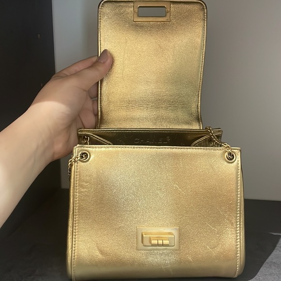 SOLD ❤️ Chanel Reissue Mini Chocolate Bar Accordion Bag - Picture 5 of 11